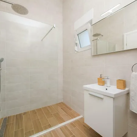 Olive Tree Villa Rogoznica (Sibenik-Knin)