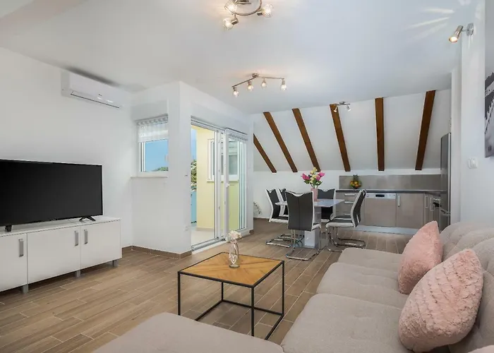 Olive Tree Villa Rogoznica (Sibenik-Knin)